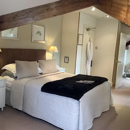 Alexandra Court 住宿加早餐酒店 3*