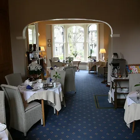 Alexandra Court 住宿加早餐酒店 3*