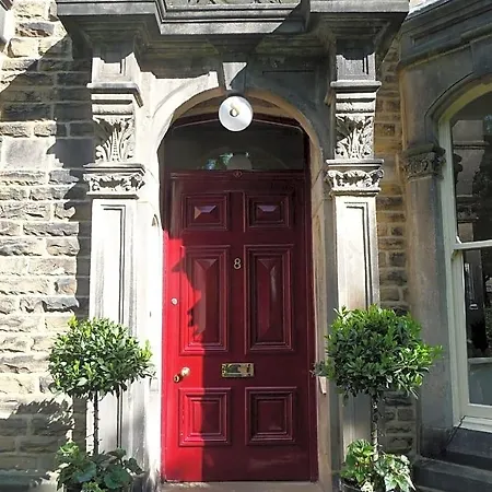Alexandra Court
